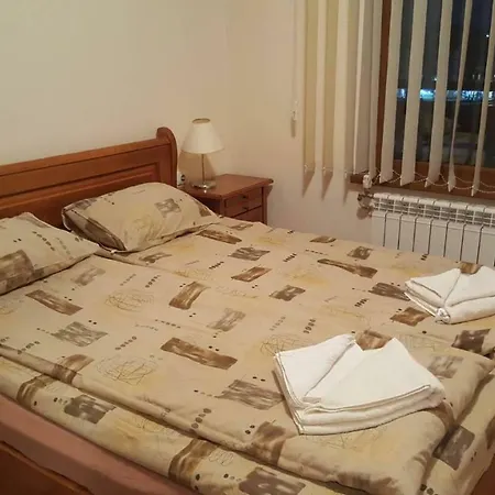 D50 Cedar 4 Апартаменты