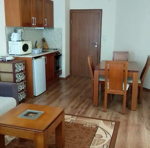 Apartmán D50 Cedar 4 *